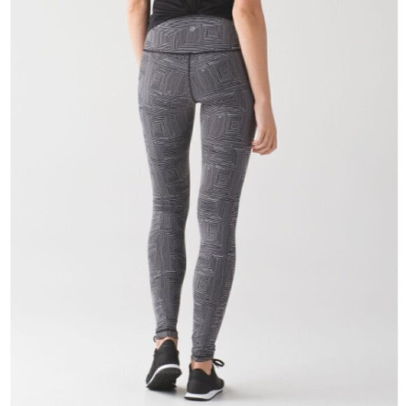 Lululemon High Rise Wunder Under MazeJacquard Pant - Picture 4 of 8